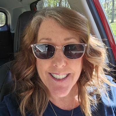 LauraBuck52038's profile picture. 