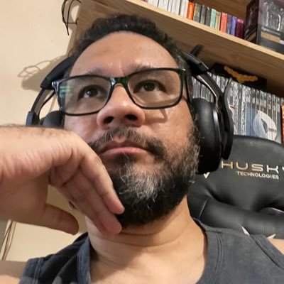ric_med's profile picture. Developer | Jornada em Ciência de Dados | Geek | Louco por Livros https://t.co/ZSPVLz4FC4