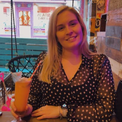 loiscoles's profile picture. my name is an anagram for soil ☀️