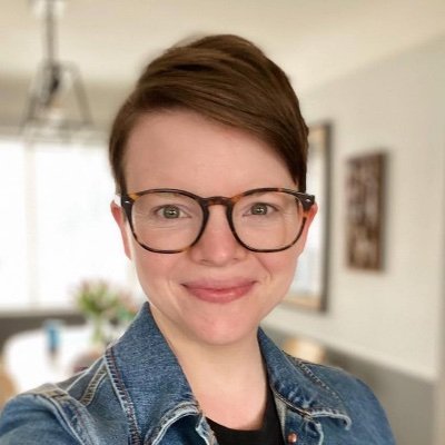 juliadillaman's profile picture. 