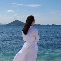 Emma (@emmagar82265019) 's Twitter Profile