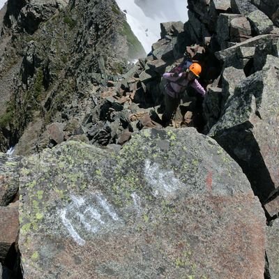 登山と雪山とスノボとパンダ
2021年icelantic乗りたくてスキー始めました( ´∀`)♪