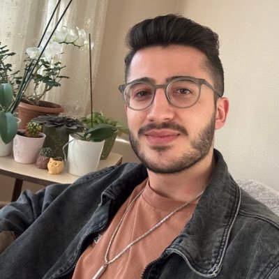 esirkeogluu's profile picture. SAU