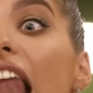 Vampiro5's profile picture. Τον διατρέχει ένας «φυσιοκρατικός μυστικισμός» λένε κάποιοι, «ένας μαγικός ρεαλισμός» λένε άλλοι. «Παγανιστικός μυστικισμός, αθεϊσμός, ηδονισμός, αισθησιασμός».