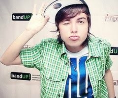 tarada por PE LANZA (L) 
twitter criado por andressa 
 ♥