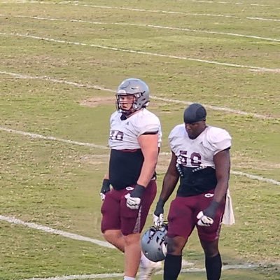 offensive linemen @eccc_football 6’4 320 December grad 3.2gpa