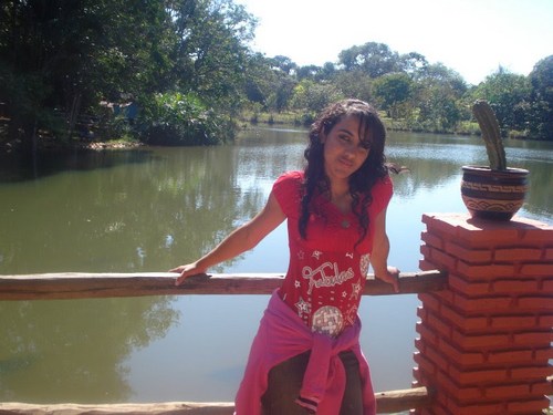 viva intensamente como se o amanha acebasse em pucos instantes, viva o ado bom da vida e aprenda, que a palavra nunca ..nunca existiu que tudo e possível ♥♥♥