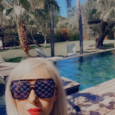 Maite_luxelious's profile picture. luxe villa’s congergerie  chef at domecile , cocktails