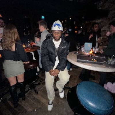 Adeoluagbe's profile picture. Snapchat- Adeollu