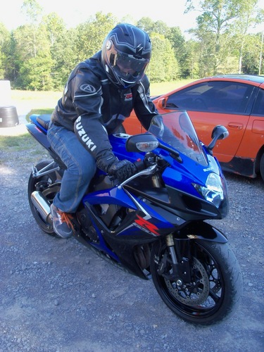 lowkey5673's profile picture. Want to see a magic trick?