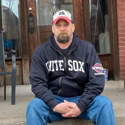 Fun Uncle. White Sox Fan, Bears Fan 670 The Score Fan.  Member of Tres Holes Ice Fishing Crew