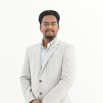 const_var_let's profile picture. IT Consultant