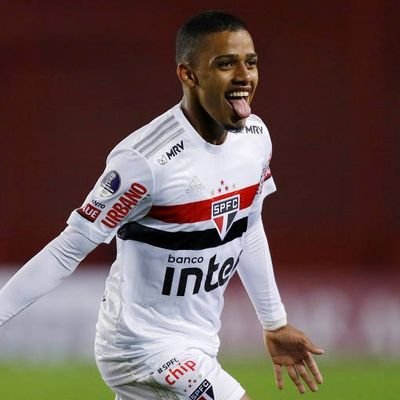 Bastosspfc29's profile picture. Dentre os grandes, és o primeiro🇾🇪