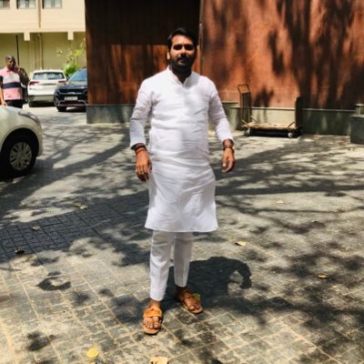 Social Media ExperT - @BJYM Kashi kshetra | Nationalist | Activists | Digital Influencer | #NatureLover | Building- @TalksPurvanchal @HiveXindia https://t.co/i59zxixQX2