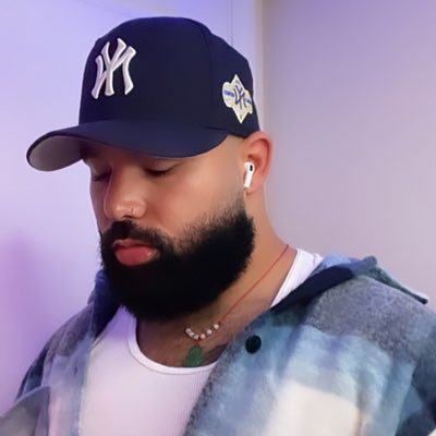 frankmontanaa__'s profile picture. IG 📸 = Frankmontana