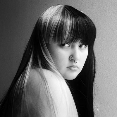 xlexnotecreo's profile picture. Lic. en Ciencias de la Comunicación
/ Feminist, FU providass get outtahereee / My coping mechanism is comedy c: / Gaga is life.