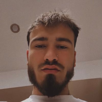 Lululacataa's profile picture. 