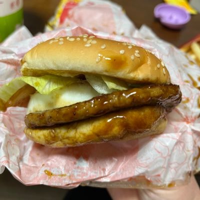 ヤバティーとビックマックが好き