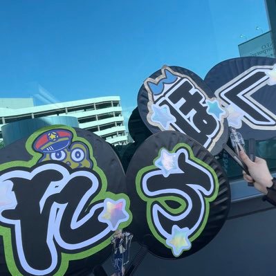 jc5dn's profile picture. 🐻💚担のはずが気づけば箱推し。モリの歯茎と上唇の影が大好き！リトルストーン。タイプロでtimeleszにもハマり、てらに落ちたつもりが今や原担。結局、おめめきゅるきゅるのイケメンゴリラが好きってこと♡ 気づけば40過ぎたけど、ジェシーが年齢はただの数字って言ってたもん！！