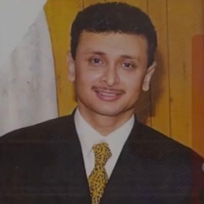 Basamsaad22's profile picture. أخيط جراحا لا ترونها.