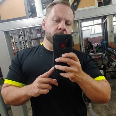 💪Teacher, Trainer and Coach.💪
🍎Nutrition/Training Programs.🍎☢️#MutantThailand supplements and distributor. ☢️

https://t.co/3NL90ELNPB