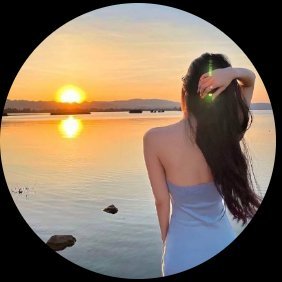 Maya9898Xue's profile picture. 