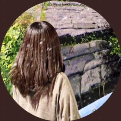 tkysaauh102712's profile picture. ⚾︎日ハム大好き❤︎ 試合ある日は気分↑↑ /#1 #4 #21 #50 #56 #58 #20/今シーズンも日ハム全力応援/野球もハムも2022〜 #lovefighters #清宮幸太郎 🧍🏻💗