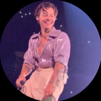 asia_larrie's profile picture. 🏳️‍🌈 treat people with kindness 🏳️‍🌈