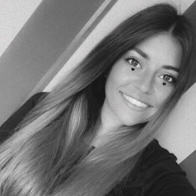 oceaneviolette's profile picture. J'préfère un long silence que dix paroles dans l'vide