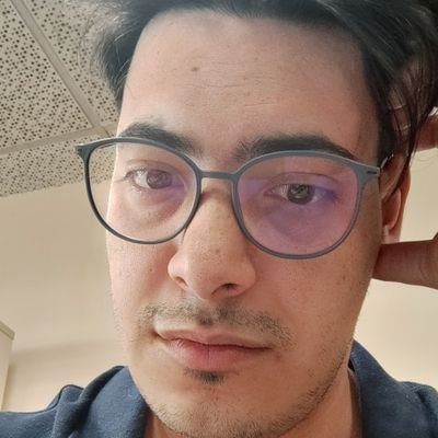 SantiMartin_OK's profile picture. Toque de glitter, chupito de absenta