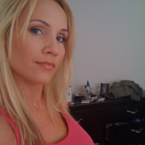 witeiris123's profile picture. 