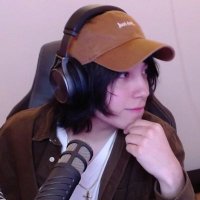 Val QSMP :) (@valu_ds3) 's Twitter Profile