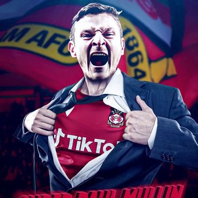🏴 #Wrexhamafc fan Playing since 2007/2008 season.
