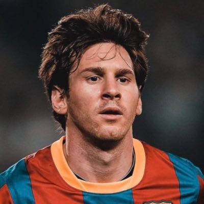 Blaugrana al cor💙❤️ Lionel Andres Messi admirer - Cruyffista ⚽️🧠 - enjoyer of Pep Guardiola & Luis Enrique ball #BullsNation