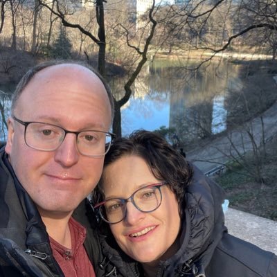 rlonst's profile picture. 