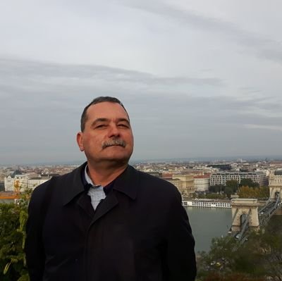 dalv32's profile picture.