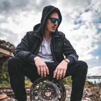tuhuu (@tuhuyr24) 's Twitter Profile
