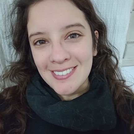 AinaOlmedo's profile picture. Sobreviviendo