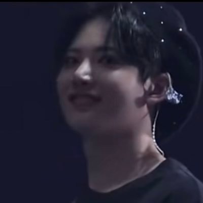 aaaaaltr's profile picture. I dedicate this account to my sanity.