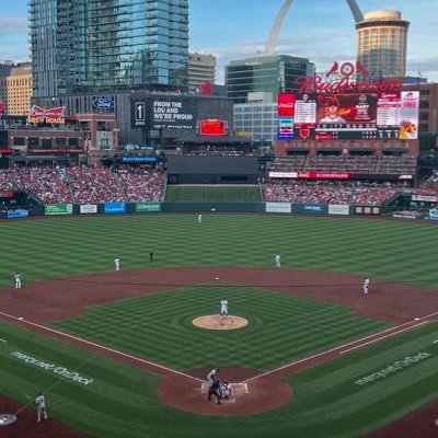 A personal game-by-game critique of the St. Louis Cardinals. All thoughts are my own. Let me hear your thoughts too. cardinalcritique@gmail.com 
#STLCards