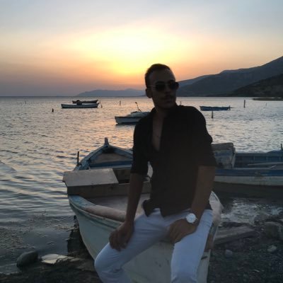mertksee's profile picture. Kuşadası