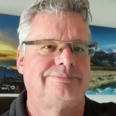 Arjan Noordhoek is a veteran in software development. EDA, CQRS, Eventsourcing and Eventmodeling are his best friends.