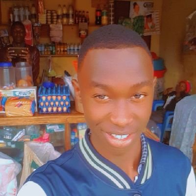 Am a Ugandan💯🎖🏆⚽️⚽️ by Nation
l live in Kampala district
am self employed 😎😀 and am a student at #kissasi Muslim secondary school
@ManUtd