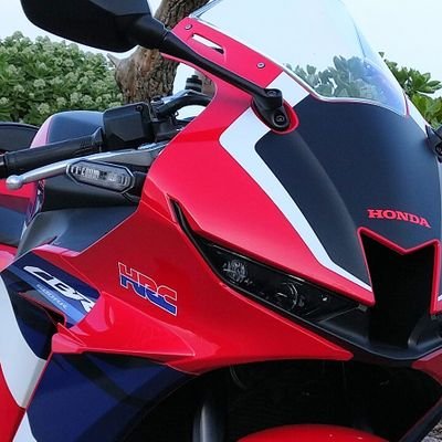 Kandata_kobun_B's profile picture. 沖縄でCBR600RRに乗っている者です