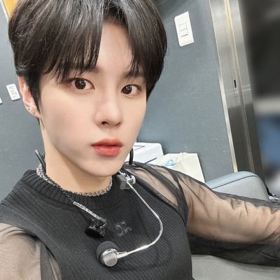 jhej1027's profile picture. 럽샷입덕녀💛평냐🌸