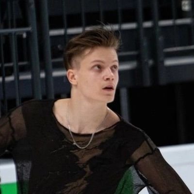 здравствуйте это я катя у меня потерялся основной аккаунт 😔😔😔 я больше не знаю как жить эту жизнь