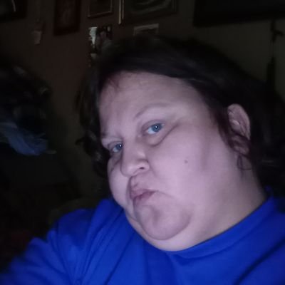 poohbear020381's profile picture. 
