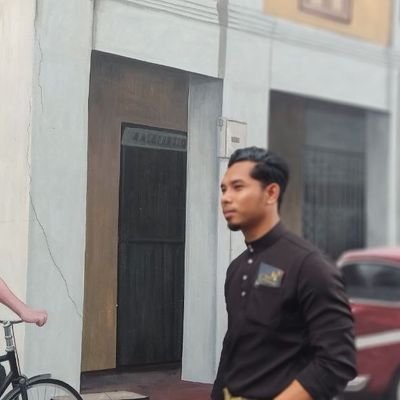 AinurRedzuan's profile picture. 