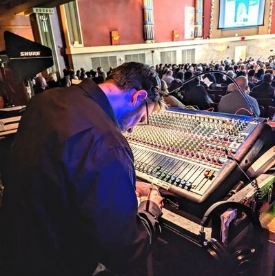 Sound Engineer ∆ Artist ∆ Audio Synthesis ∆ Stage Tech ∆ Cinematographer ∆ Streamer