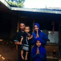 rochhendhy (@rochhendhy) 's Twitter Profile